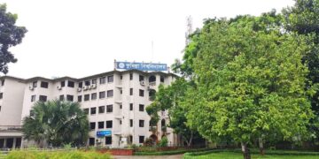 মাইলস্টোনে বিমান দুর্ঘটনায় রাষ্ট্রীয় শোক: কুবিতে ক্লাস বন্ধ ঘোষণা