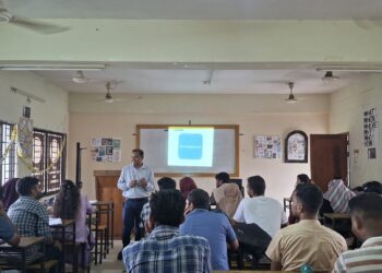 প্রকৃত শিক্ষক সে যার প্রভাবিত করার ক্ষমতা আছে